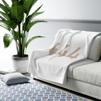 NO. 444 SHERPA FLEECE THROW