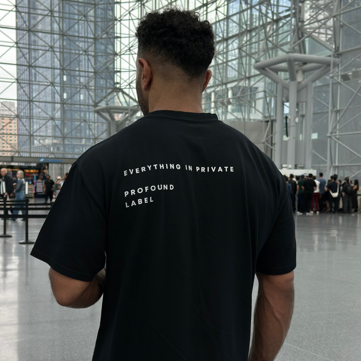 EVERYTHING IN PRIVATE OVERSIZED TEE